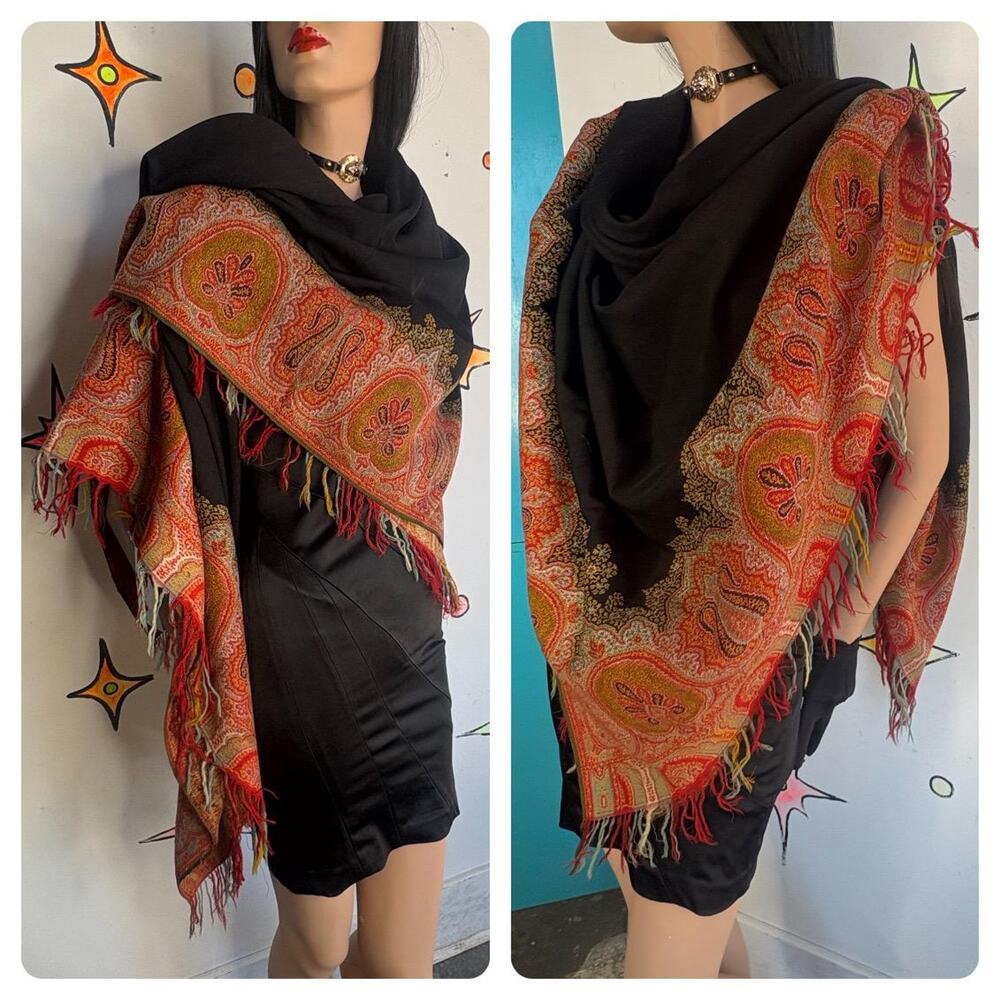 Antique Victorian Paisley Shawl w Fringe Boho Romantic Folk Wrap | Wool | Witchy